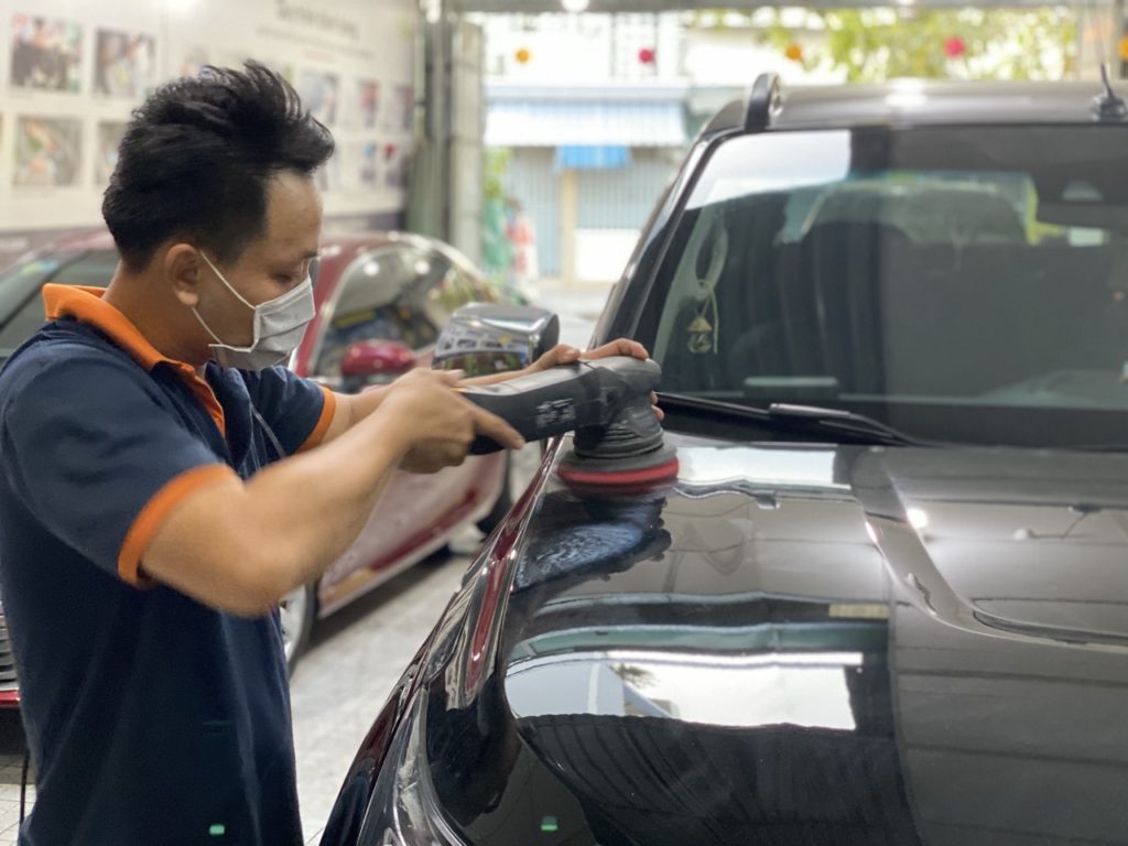 Đánh Bóng Xe Ô Tô 1 dịch vụ đánh bóng xe hơi tốt nhất tại tphcm