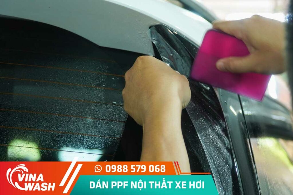 Wrap ô tô 2024: Đổi màu xe bằng decal và bảng giá chi tiết 2 Ngoài việc dán wrap xe hơi, việc dán PPF cột ABCD cũng cần thiết