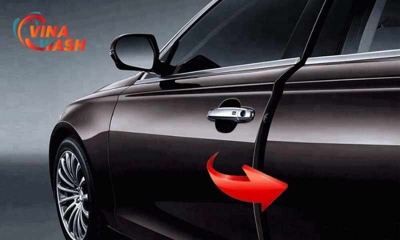 Độ Cửa Hít Ô Tô 2 độ cửa hít ô tô giúp cho việc đóng cửa trở nên nhẹ nhàng hơn
