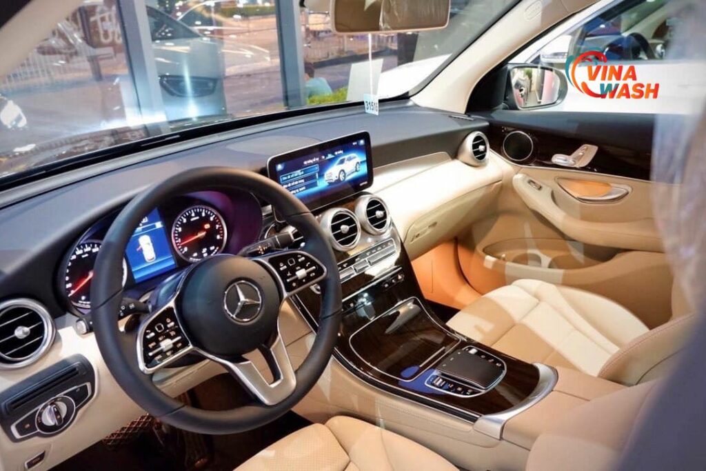Mercedes GLC 200: Giá lăn bánh & đánh giá thông số kỹ thuật xe (7/2023) 7 Hình ảnh vô lăng Mercedes GLC 200