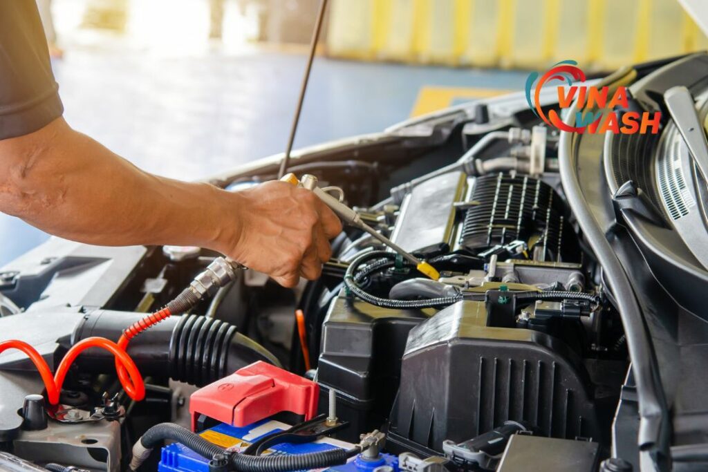 Vệ Sinh Khoang Máy Ô tô Bằng Hơi Nước Nóng: có nên hay không ? 12 địa chỉ vệ sinh khoang máy xe hơi bằng hơi nước nóng tại TPHCM
