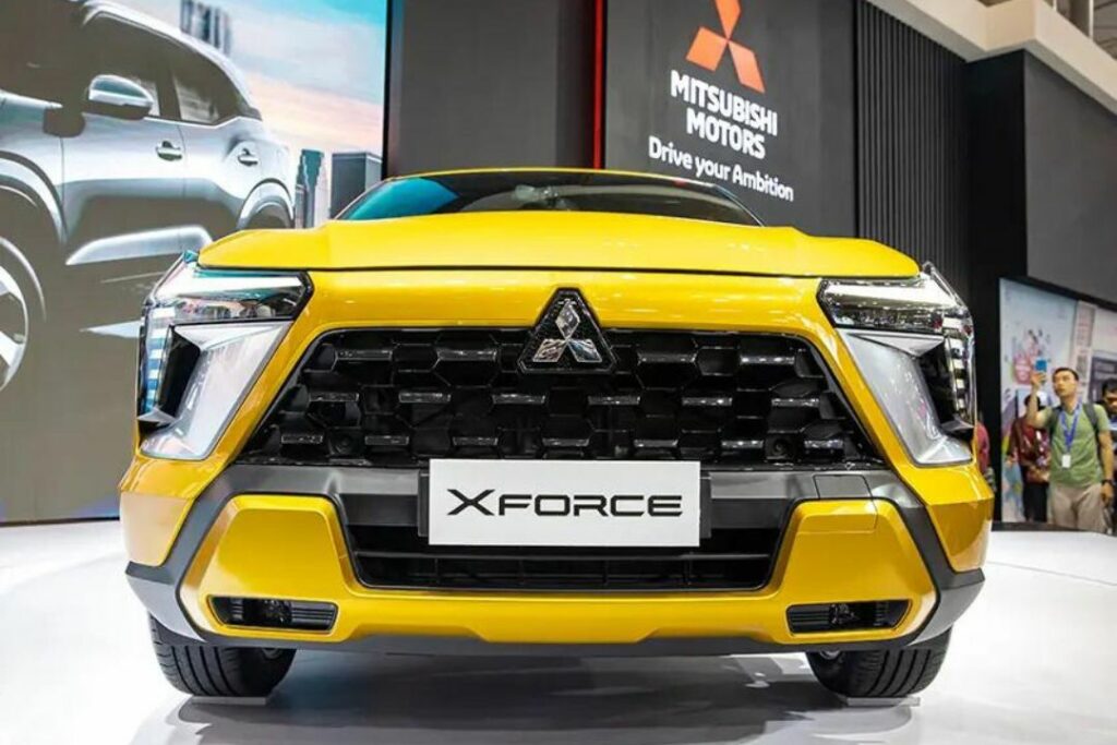 Mitsubishi Xforce 2024: Giá xe lăn bánh & review thông số kỹ thuật (04/2024) 3 Đầu xe Mitsubishi Xforce 2023 trông hiện đại và khỏe khoắn